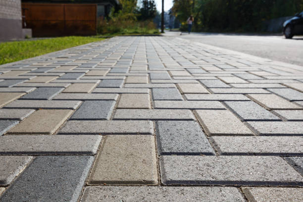 Best Decorative Driveway Pavers  in Columbus, KS